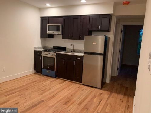 58 Galveston Pl, Washington DC 20032-2049 exterior