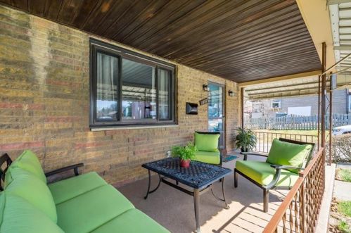 1051 Downlook St, Pittsburgh, PA 15201-2138