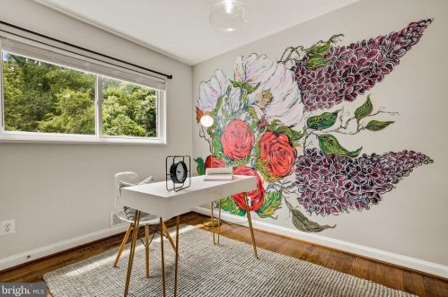 8412 Barron St, Silver Spring MD 20912-7247 exterior