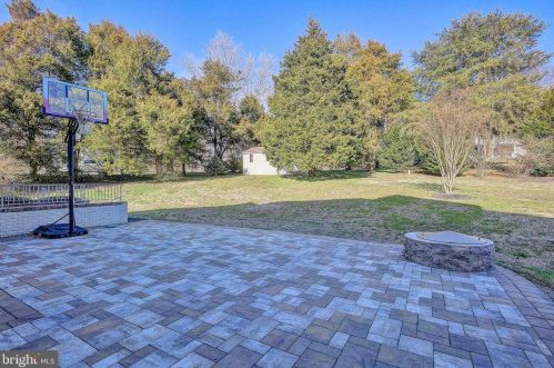 3300 Holland Clf Rd, Huntingtown MD 20639-9722 exterior