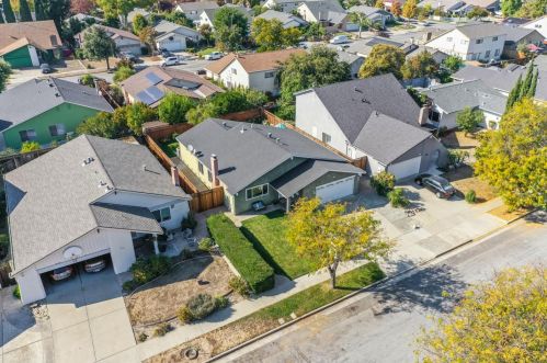 4636 Mia Cir, San Jose CA 95136-2325 exterior