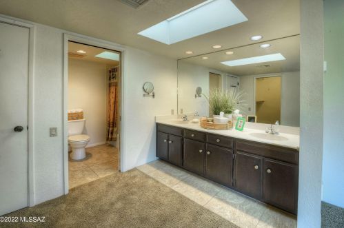 835 Placita Del Mirador, Tucson AZ 85718-1973 exterior