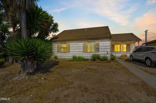 1166 K St, Oxnard, CA 93033-1525