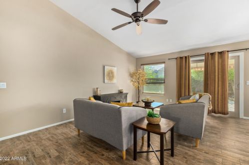 21602 33rd Ln, Phoenix AZ 85051-5942 exterior