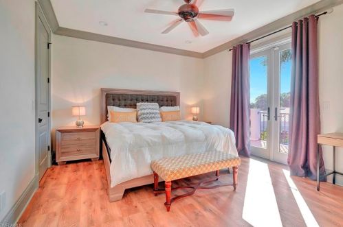 606 Binnacle Dr, Naples FL 34103-2725 exterior