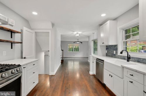 8407 Hartford Ave, Silver Spring MD  20910-5311 exterior