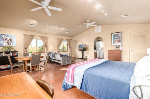 6441 Abington Rd, Tucson AZ 85743-9701 exterior