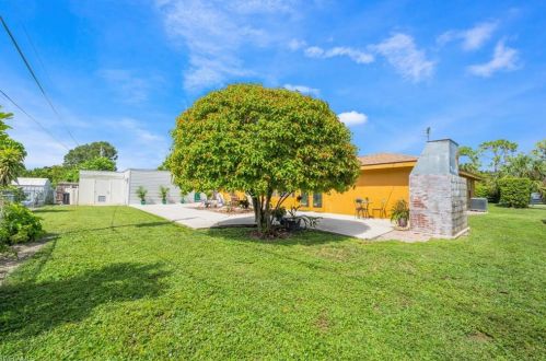 5470 25 Pl, Naples FL 34116-7502 exterior