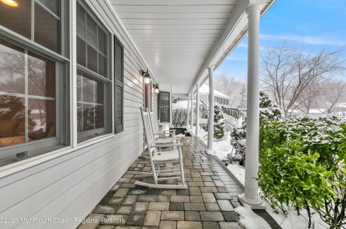 14 Burdge Dr, Middletown NJ 07748-1860 exterior