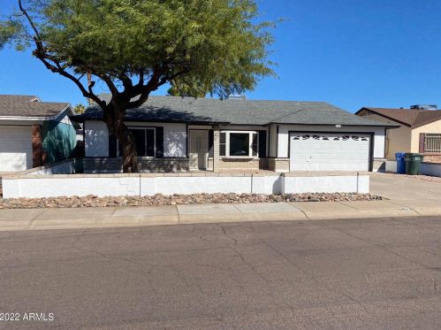 1418 Carter Rd, Phoenix AZ  85042-5623 exterior