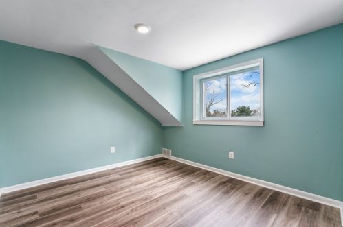 111 Sycamore Dr, Pittsburgh PA  15235-1965 exterior