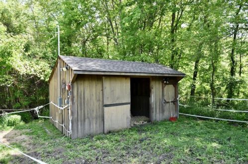 110 Brickhouse Rd, Killingly CT 06239-3439 exterior