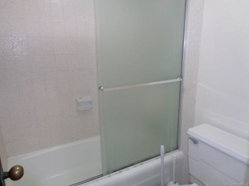 1505 Alexander St, Honolulu HI 96822-4978 exterior