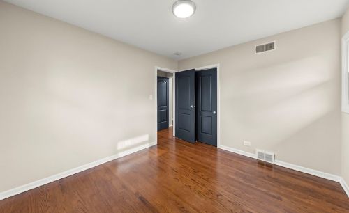 794 Lombard St, Elmhurst IL  60126-1762 exterior