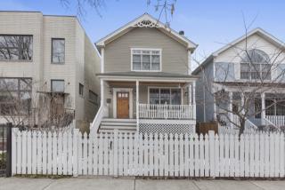 1830 Wellington Ave, Chicago IL  60657-4033 exterior