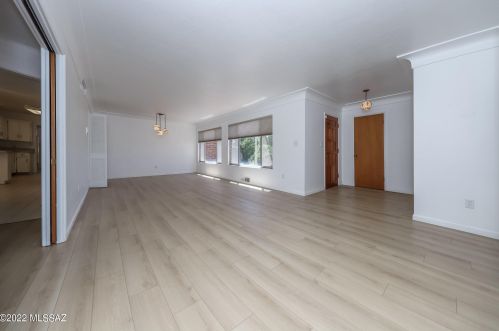 5201 17th St, Tucson AZ  85711-4429 exterior