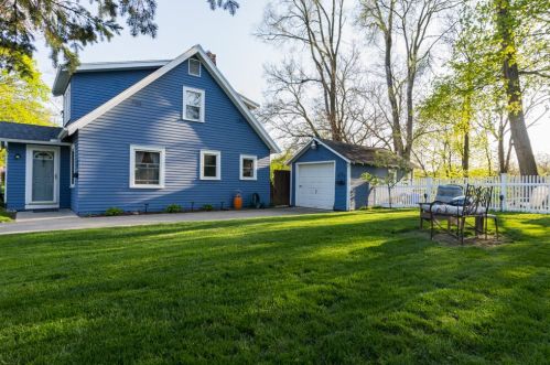 2824 Park St, Kalamazoo MI 49001-4276 exterior