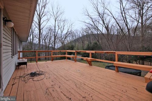 280 Forest Rd, Primrose PA 17901-4010 exterior