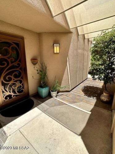 4061 Quiet Moon Dr, Tucson AZ  85718-3427 exterior