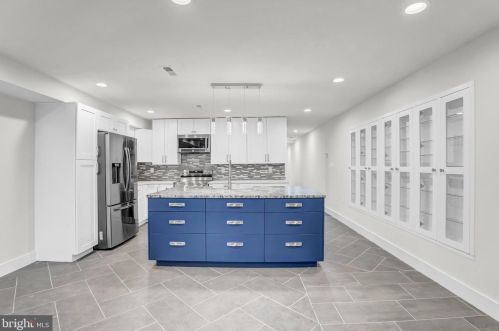 1337 Massachusetts Ave, Washington DC  20003-1540 exterior