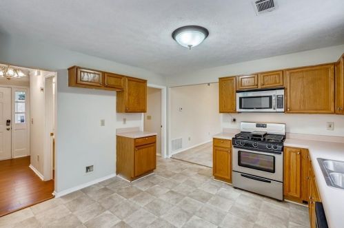 150 Kimberly Crk Pl, Atlanta GA 30349-8437 exterior