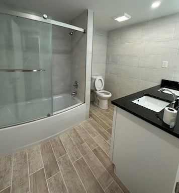 822 Flemington St, Pittsburgh PA 15217-2633 exterior