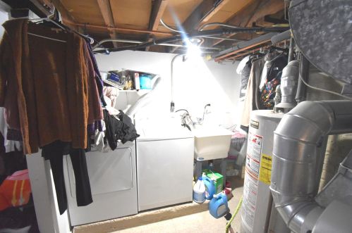 2420 20 Ave, Broadview IL 60155-3916 exterior