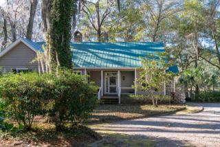 124 Spring Island Dr, Bluffton SC  29909-4084 exterior