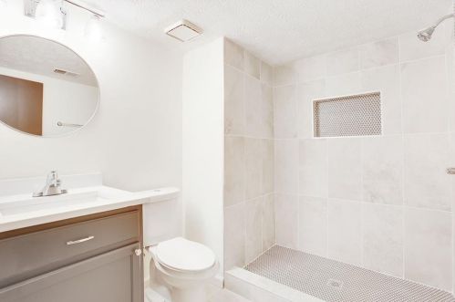 5410 Forest Downs Cir, Atlanta GA  30349-2488 exterior