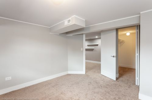 6322 Oak Park Ave, Chicago IL 60638-4018 exterior