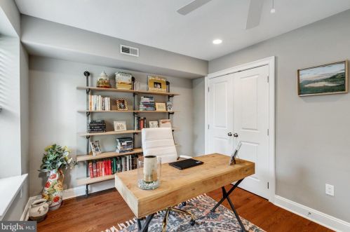 1710 Catharine St, Philadelphia PA 19143-2536 exterior