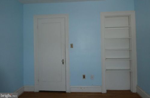 10408 New Hampshire Ave, Silver Spring MD 20905-3918 exterior