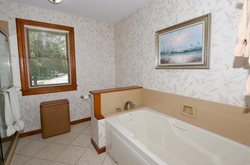 5124 Carriage Trace Dr, Saint Louis MO 63128-3150 exterior