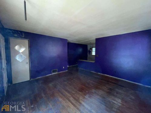 988 Forrest Cir, Atlanta GA 30354-2535 exterior