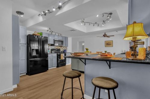 8622 40 Dr, Phoenix AZ 85019-1206 exterior