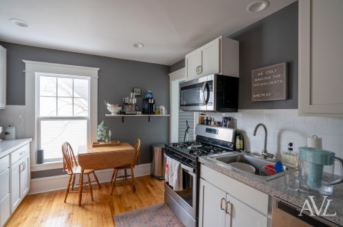 618 Hawthorne St, Grand Rapids MI 49503-3411 exterior