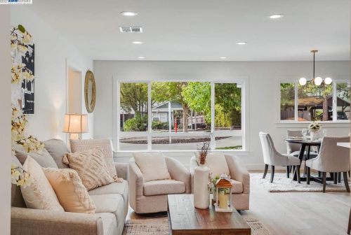 1867 Pleasant Hill Rd, Concord CA  94523-4040 exterior