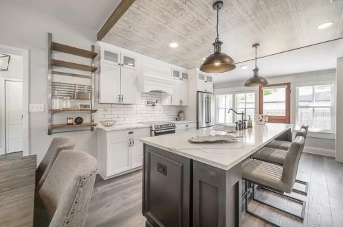 402 Amelia Ave, Tampa FL 33602-1804 exterior