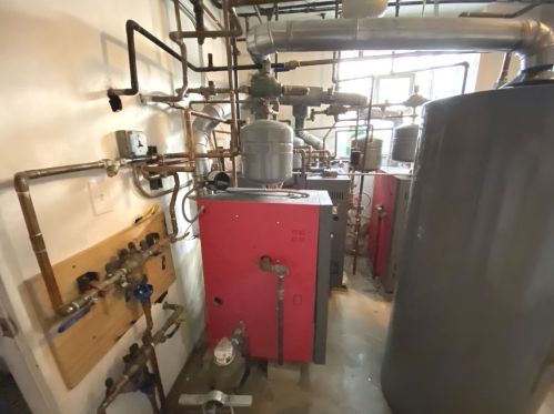 1924 16 Ave, Broadview IL 60155-2001 exterior