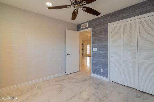 12814 40 Pl, Phoenix AZ 85050-8972 exterior