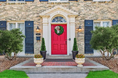 4470 Frederick Ave, Milwaukee, WI 53211-1636