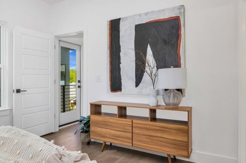 1308 13 St, Austin TX 78702-2553 exterior