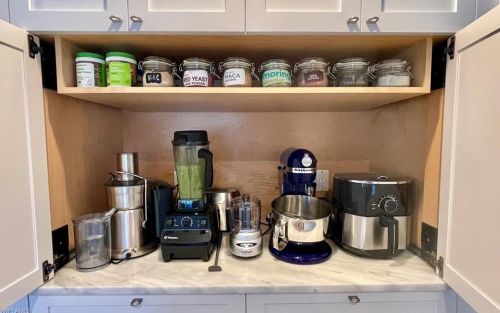 2120 Sandpiper St, Naples FL 34102-1505 exterior