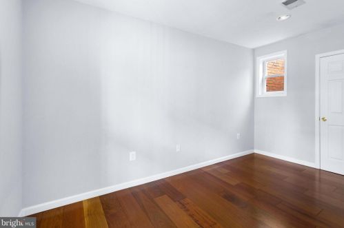 1234 Carrollsburg Pl, Washington DC 20024-4144 exterior