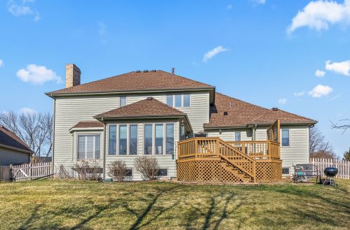 3732 Parador Dr, Naperville, IL 60564-3109