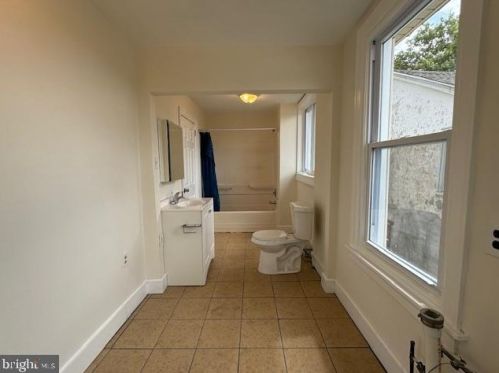 508 Godfrey Ave, Philadelphia PA 19126-3834 exterior