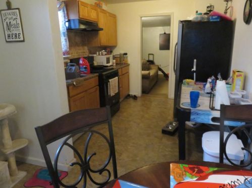 194 High St, Perth Amboy NJ 08861-3504 exterior