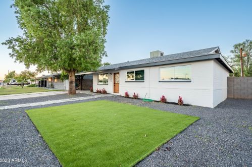 3350 Bloomfield Rd, Phoenix AZ 85032-7364 exterior