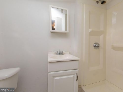 5755 Marshall St, Philadelphia PA 19120-2215 exterior