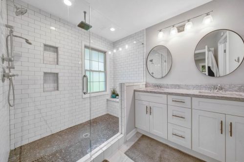 2508 Caladium Dr, Atlanta GA 30345-1325 exterior